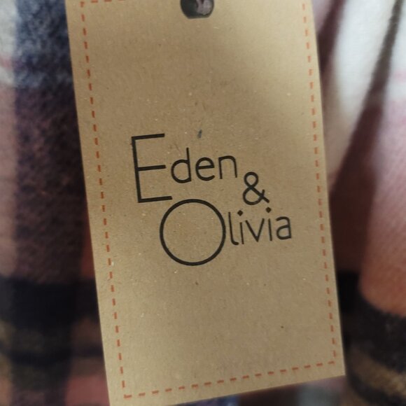 Eden and Olivia flannel shirt women’s size medium - Picture 5 of 8